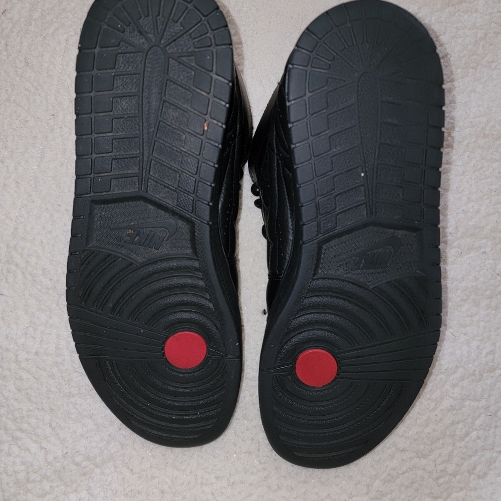 Jordan 1's "Bred 99" mens size 12